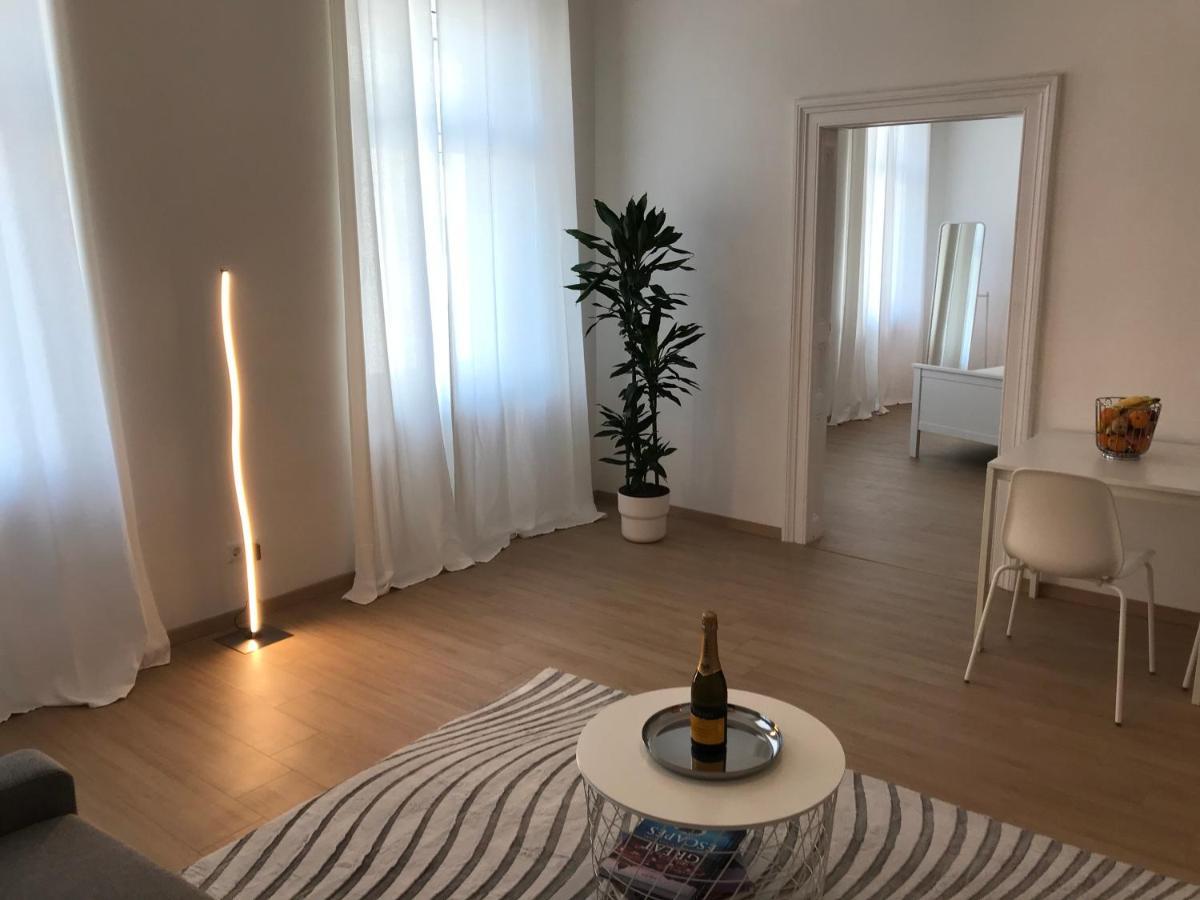 New • City-Park Apartment In The Vienna Center. Dış mekan fotoğraf